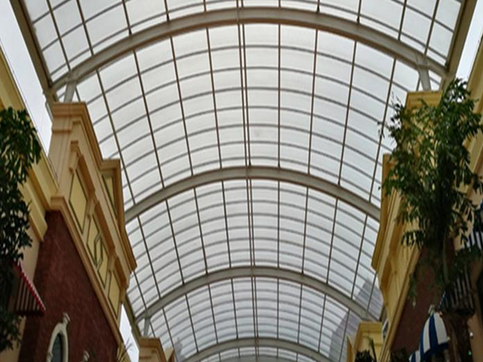 渝北屋面网架顶棚吊装方案